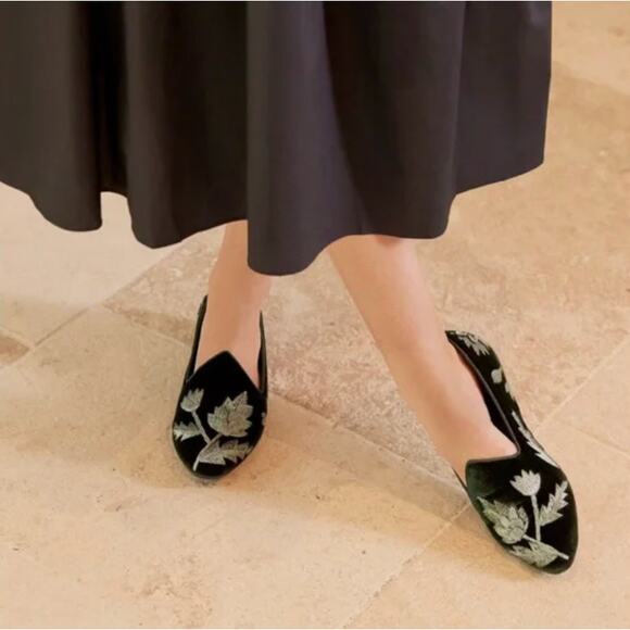 NWT Womens Birdies Heron Jade Green Velvet Embroidered Loafers size 7 Whimsigoth - Picture 1 of 6